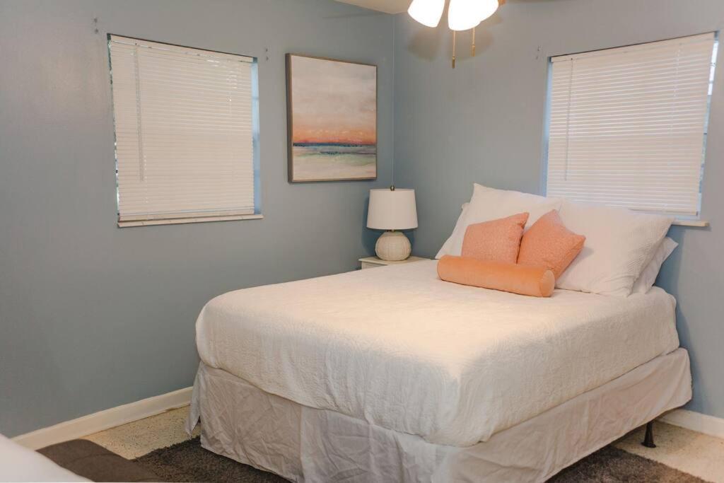 Charming Home, Minutes From The Beach Vero Beach Buitenkant foto