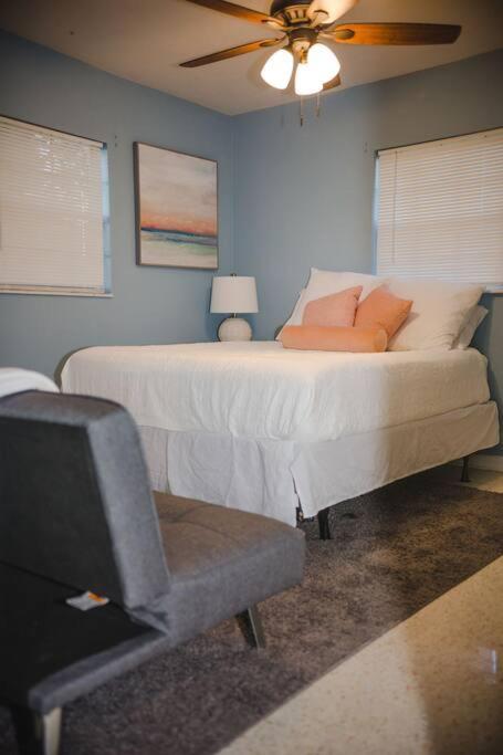 Charming Home, Minutes From The Beach Vero Beach Buitenkant foto
