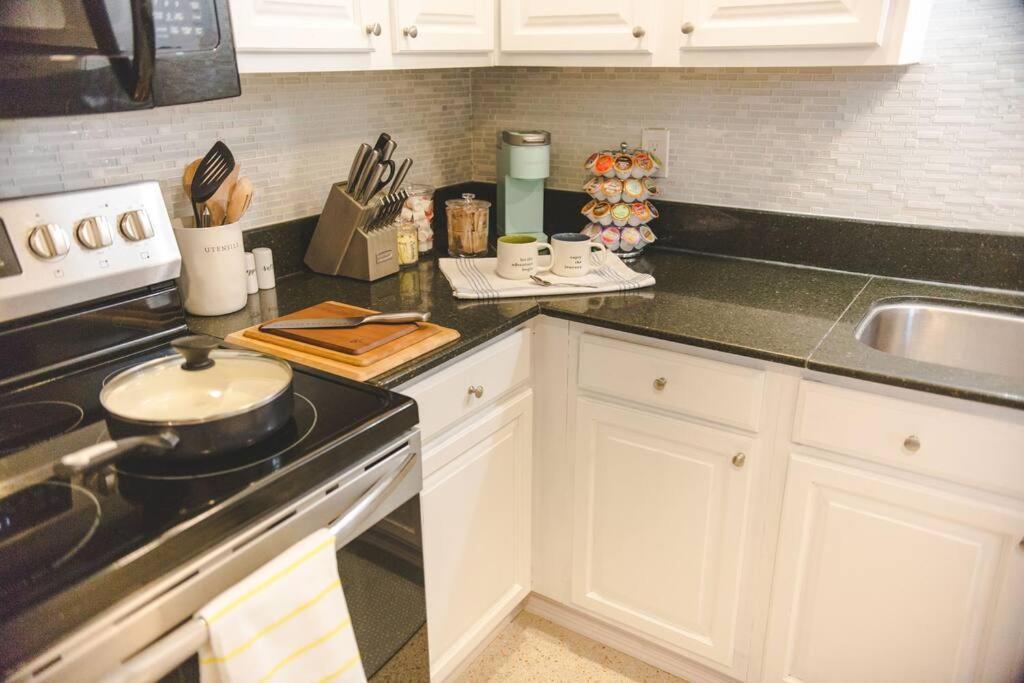 Charming Home, Minutes From The Beach Vero Beach Buitenkant foto