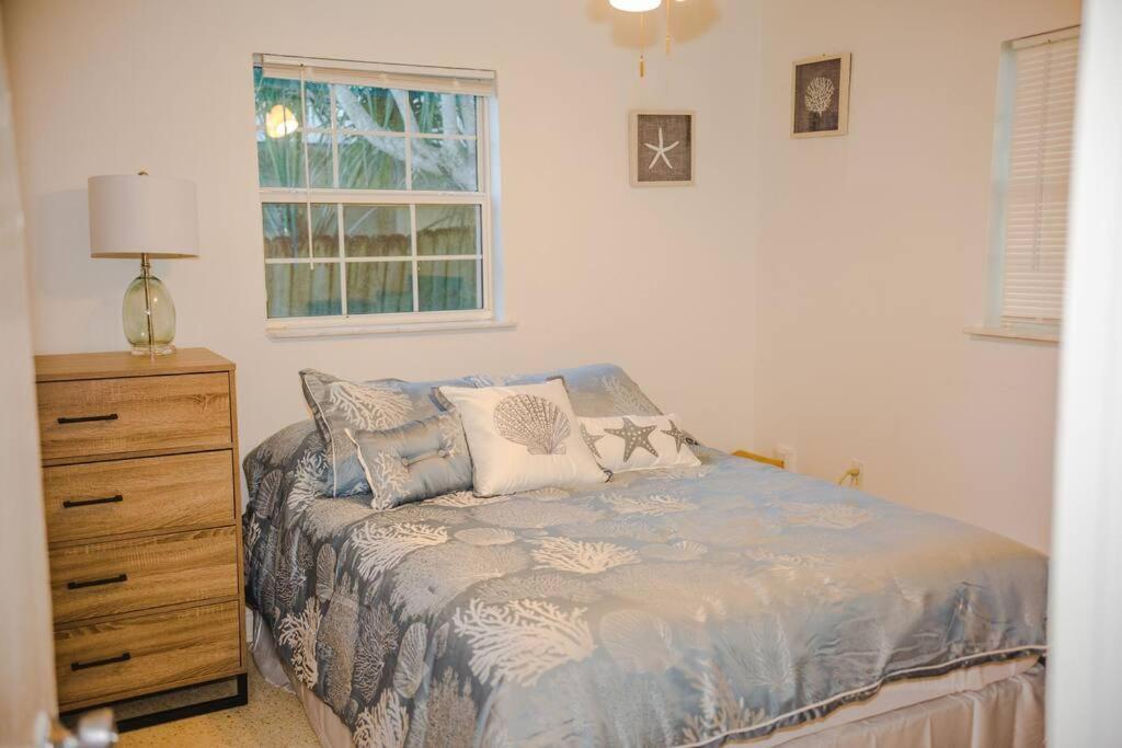 Charming Home, Minutes From The Beach Vero Beach Buitenkant foto